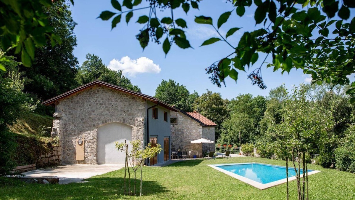Prem House | Holiday house Podgrad for 1 - 12 persons with 6 bedrooms - Holiday apartment in one or multi-family