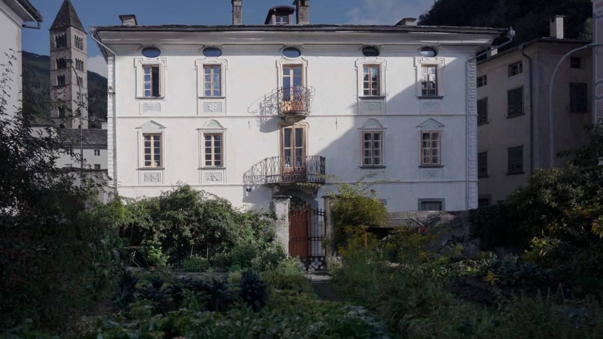 Poschiavo Other | Holiday house Poschiavo for 1 - 6 persons with 3 bedrooms - Castle