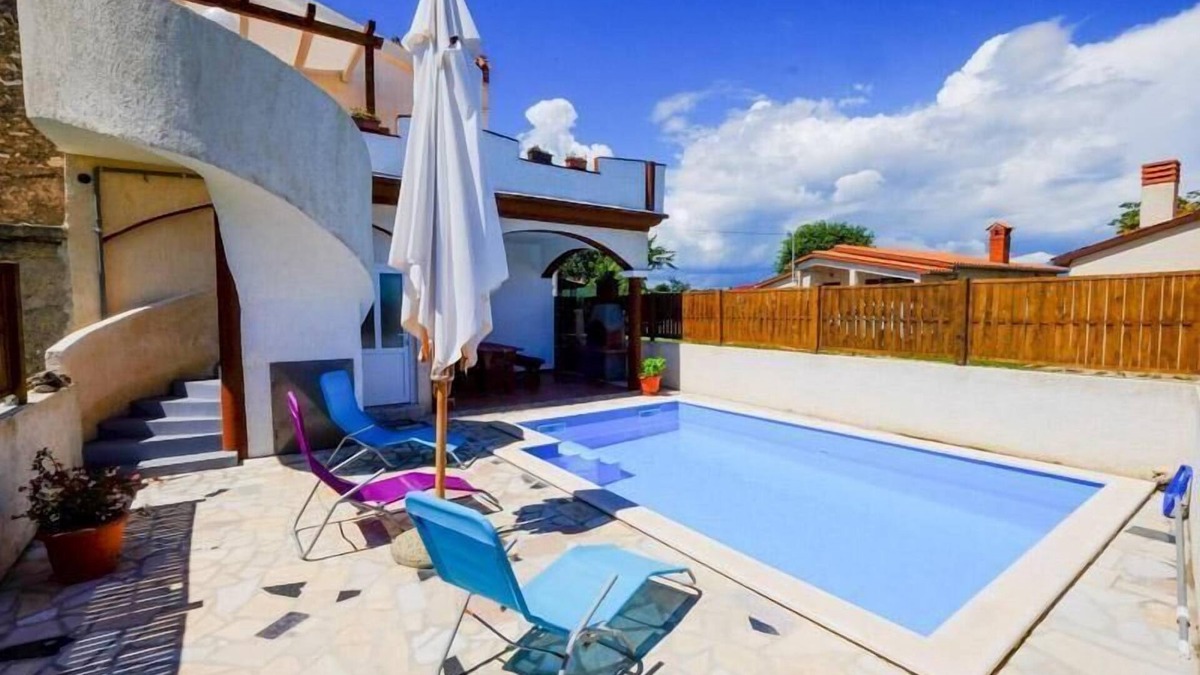 Rebici House | Holiday house Rebici for 2 - 6 persons with 3 bedrooms - Twin house