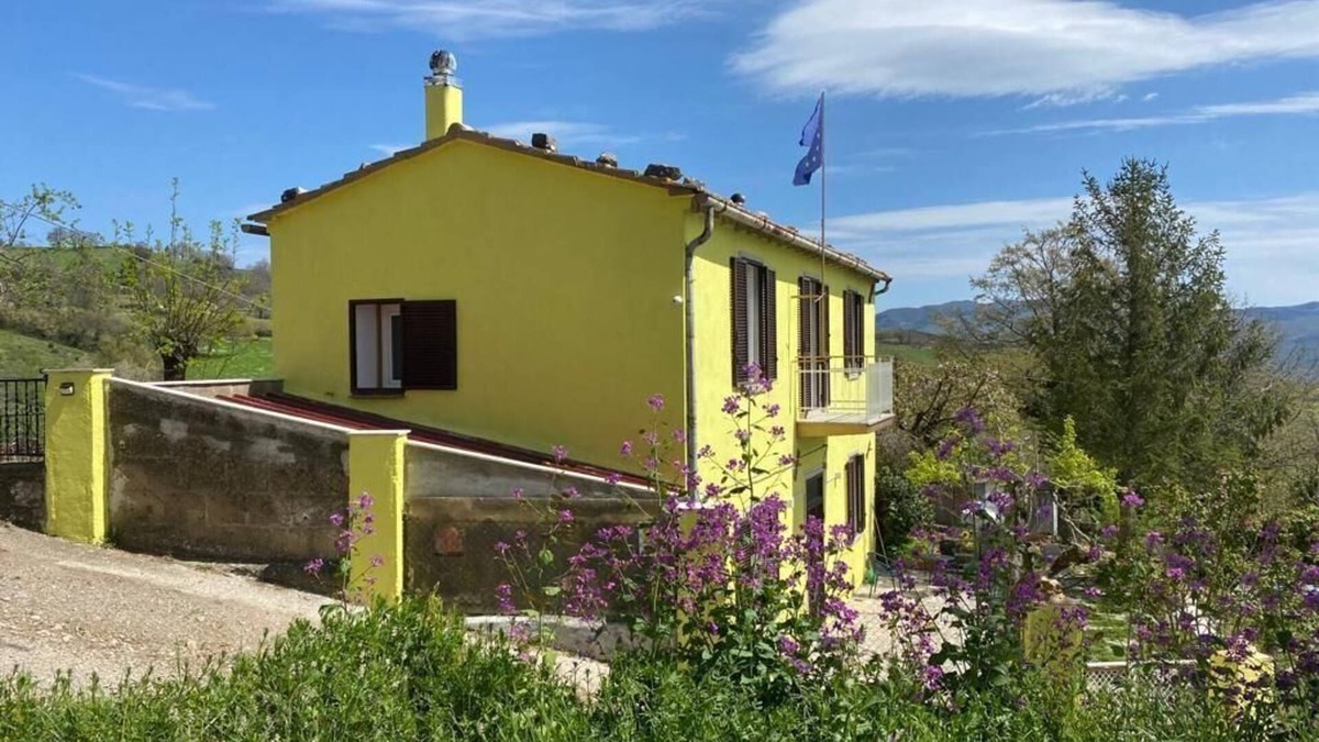 Semproniano House | Holiday house Semproniano for 1 - 4 persons with 2 bedrooms - Row house