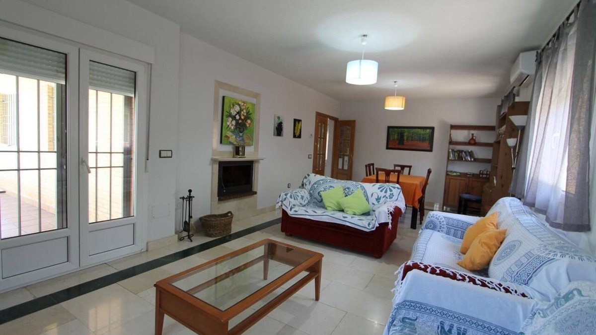Sesena House | Holiday house Seseña Nuevo for 3 - 12 persons with 4 bedrooms - Holiday home