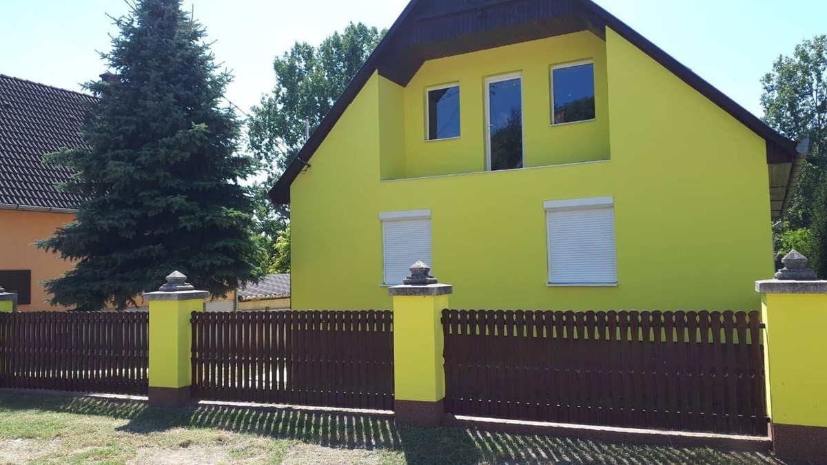 Szolosgyorok House | Holiday house Szõlõsgyörök for 1 - 8 persons with 3 bedrooms - Holiday house