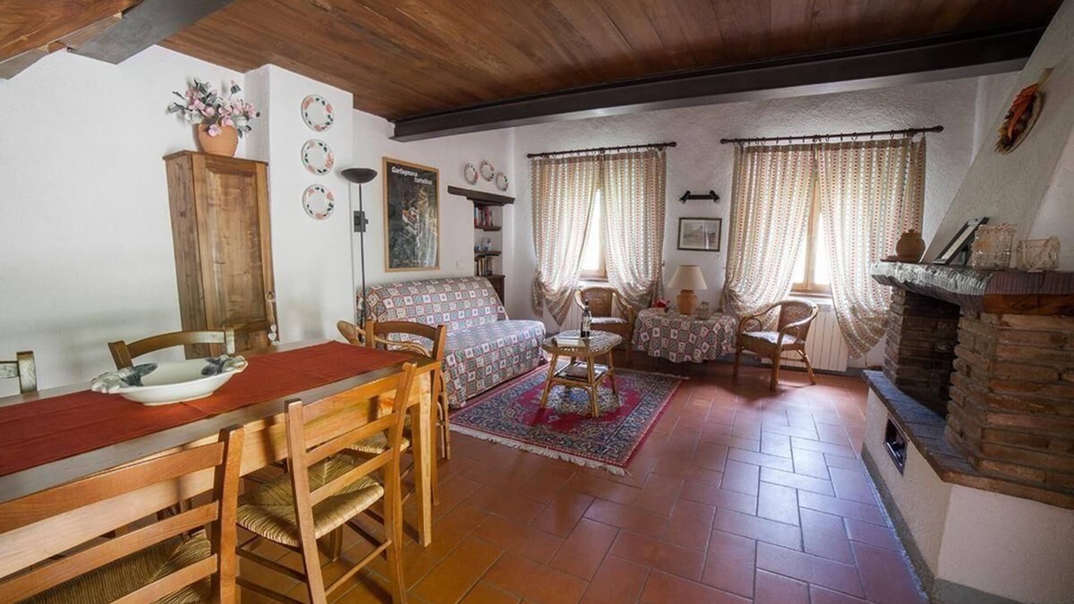 Vergemoli House | Holiday house Vergemoli for 1 - 5 persons with 2 bedrooms - Holiday home