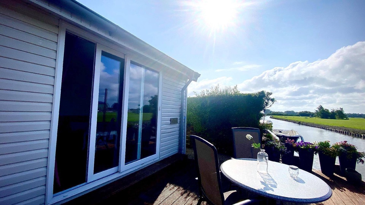 Onderdijk House | Holiday house Wervershoof for 1 - 5 persons with 2 bedrooms - Holiday house