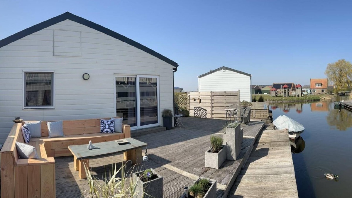 Onderdijk House | Holiday house Wervershoof for 1 - 5 persons with 2 bedrooms - Holiday house