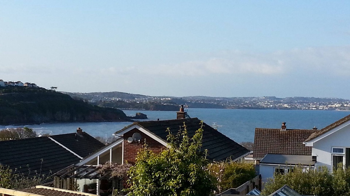 Galmpton House | Holiday House With Sea Views