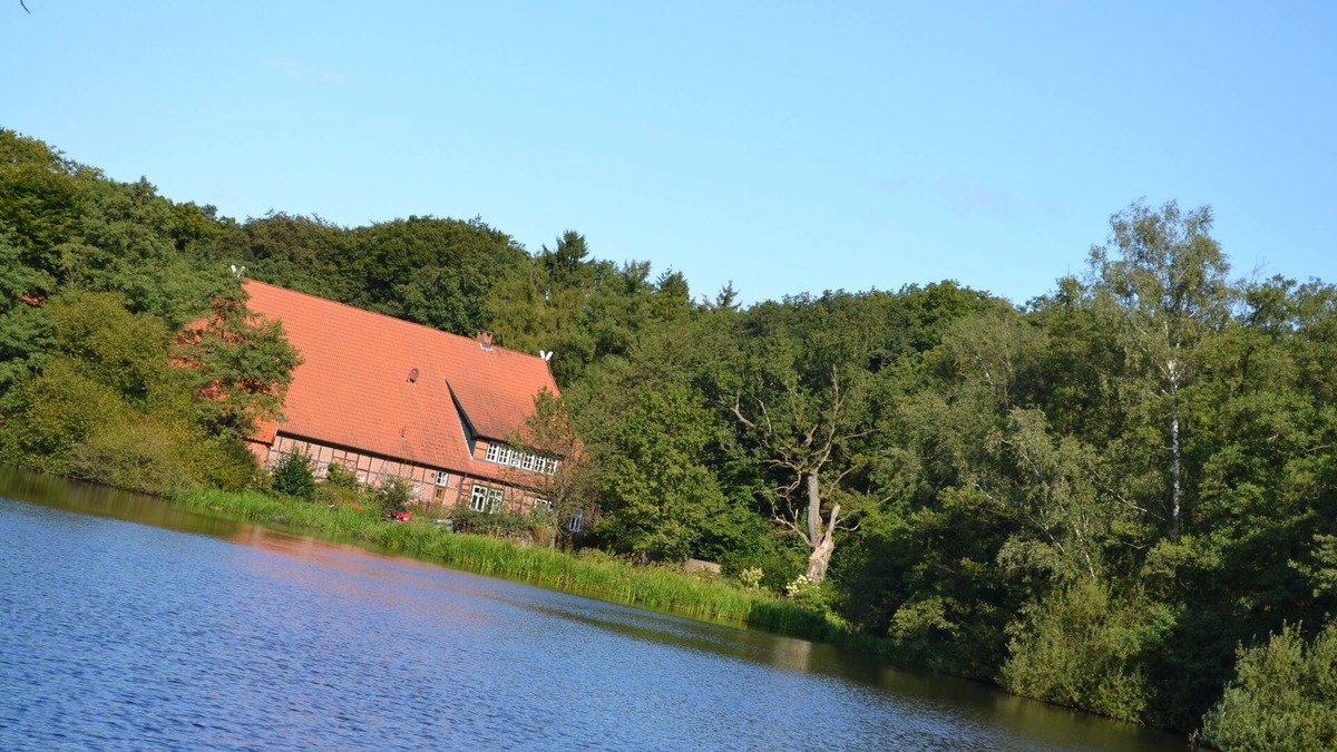 Schleessel House | Holiday in an historic barn on the outskirts of Bremen