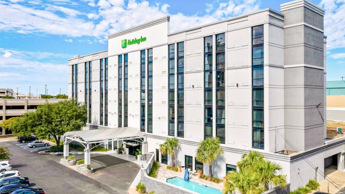 Alexandria Hotel | Holiday Inn Alexandria - Downtown by IHG
