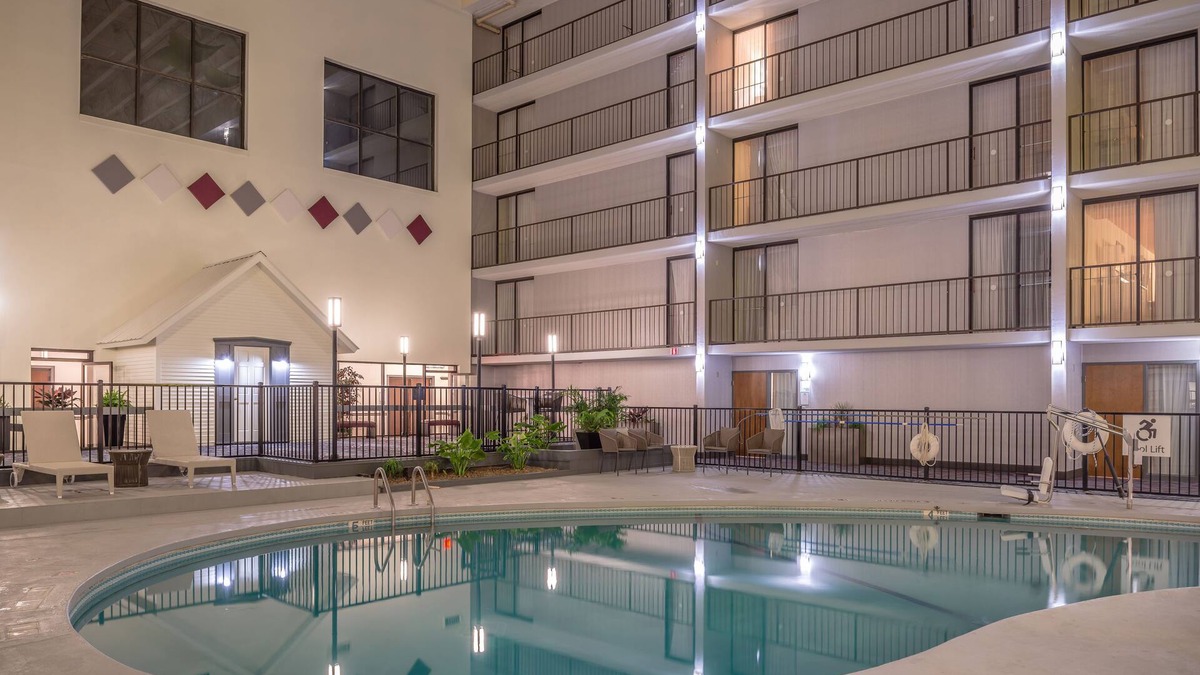 Auburn Hotel | Holiday Inn Auburn-Finger Lakes Region by IHG