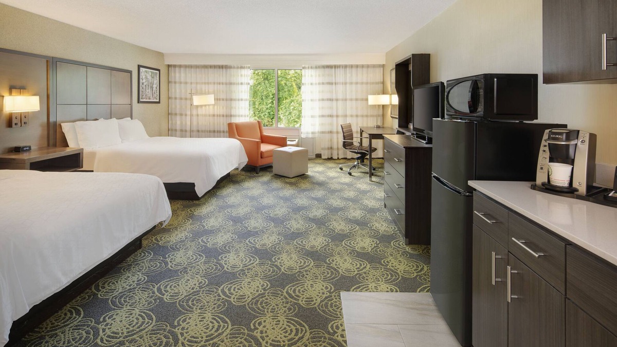 Charlottesville Hotel | Holiday Inn Charlottesville-Univ Area by IHG