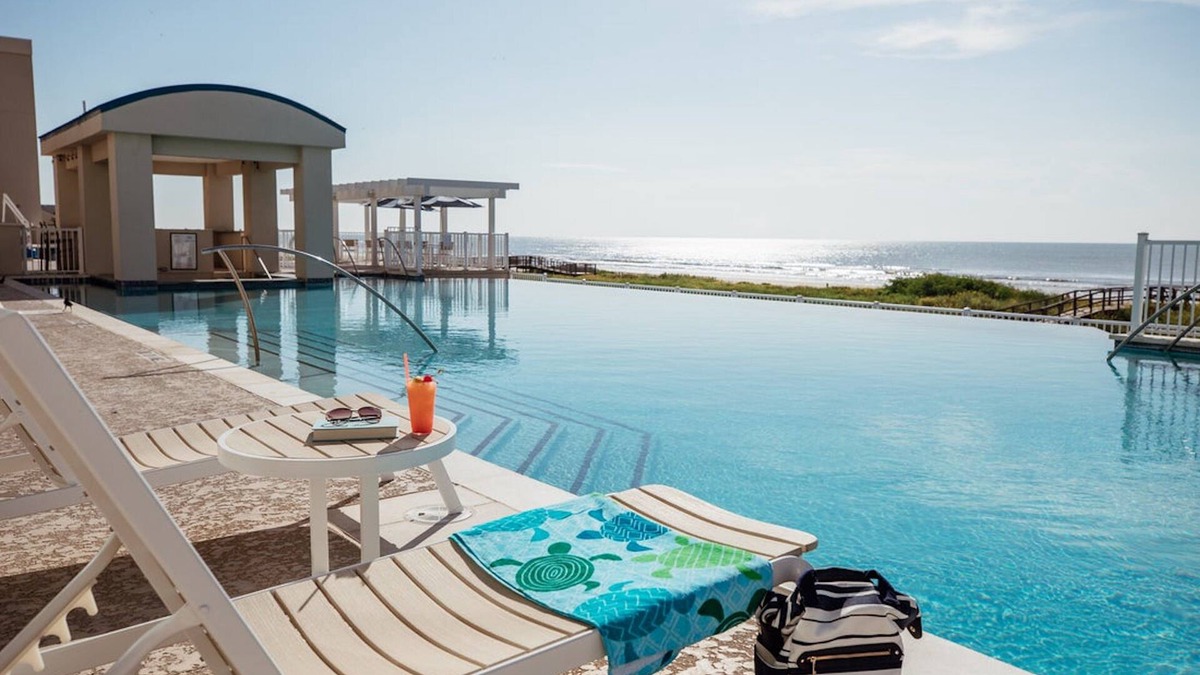 Galveston Resort | Holiday Inn Club Vacations Galveston Seaside Resort by IHG