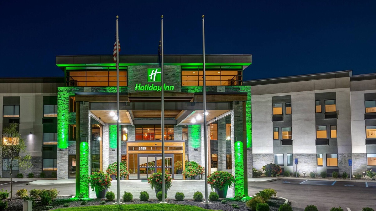 Columbus Hotel | Holiday Inn Columbus by IHG