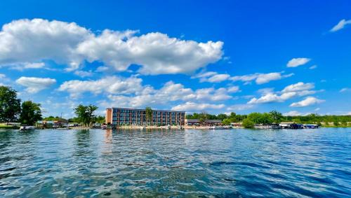 Detroit Lakes Hotel | Holiday Inn Detroit Lakes by IHG