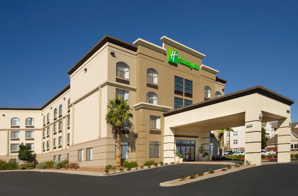 Biggs Field Hotel | Holiday Inn El Paso Airport by IHG