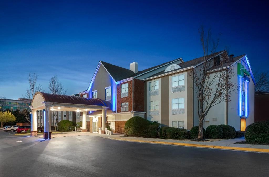 Alpharetta Hotel | Holiday Inn Express Alpharetta - Roswell by IHG