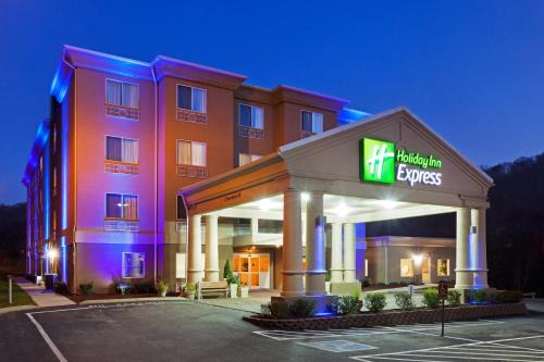 Pikeville Hotel | Holiday Inn Express and Suites Pikeville by IHG