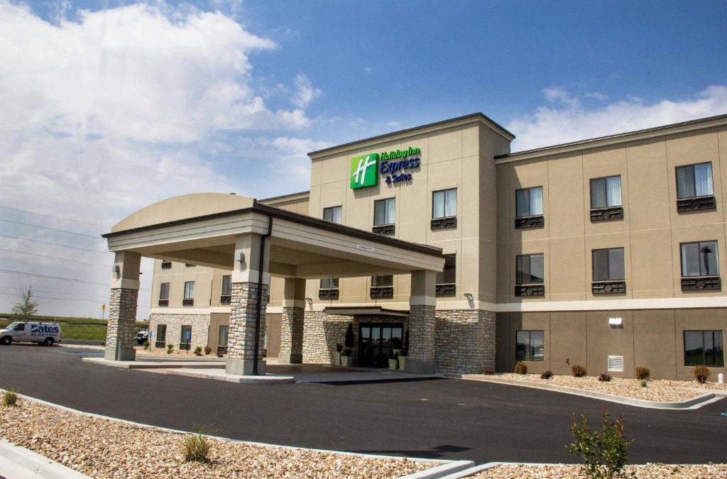 Sikeston Hotel | Holiday Inn Express and Suites Sikeston by IHG