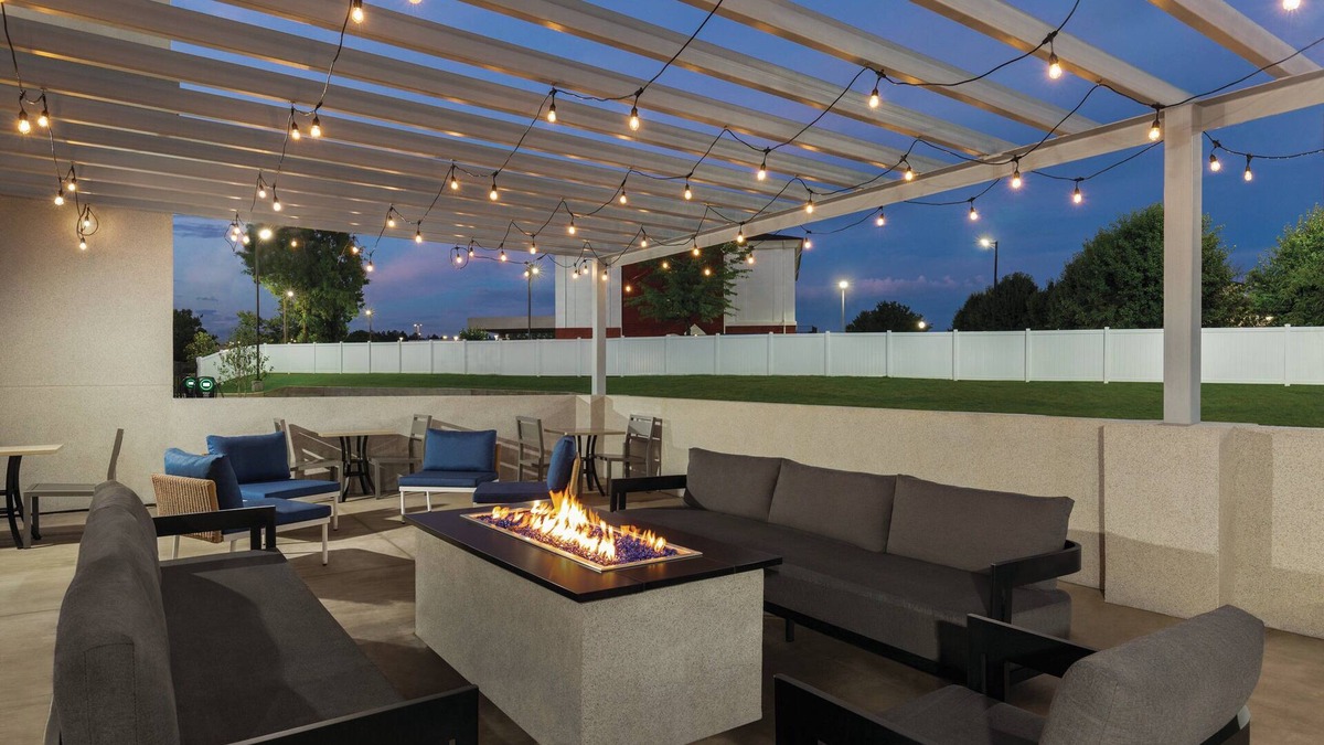 Bessemer Hotel | Holiday Inn Express and Suites Bessemer Birmingham SW by IHG