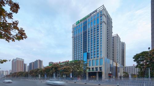 Jintai District Hotel | Holiday Inn Express Baoji City Centre by IHG
