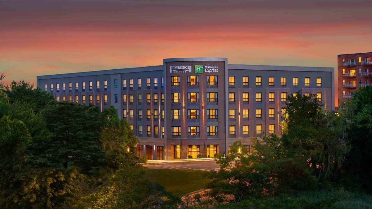 Quincy Hotel | Holiday Inn Express Boston South - Quincy by IHG