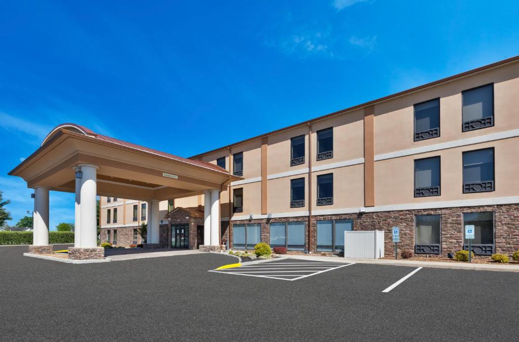 Chillicothe Hotel | Holiday Inn Express Chillicothe East by IHG