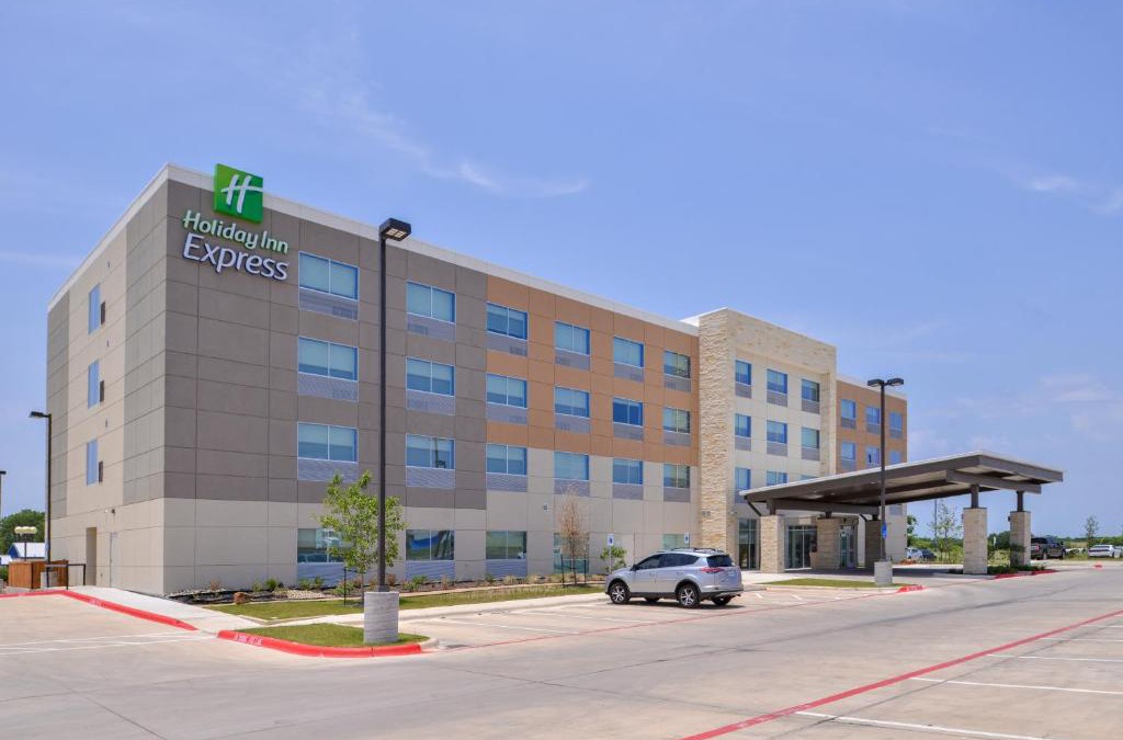 Brownwood Hotel | Holiday Inn Express - Early by IHG