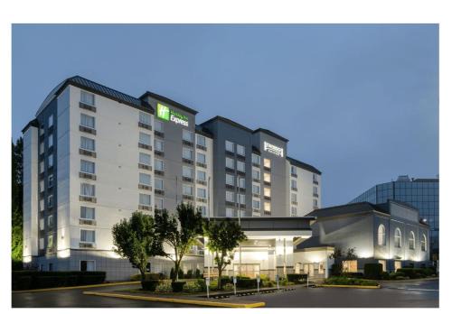 Federal Way Hotel | Holiday Inn Express Federal Way - Seattle South by IHG