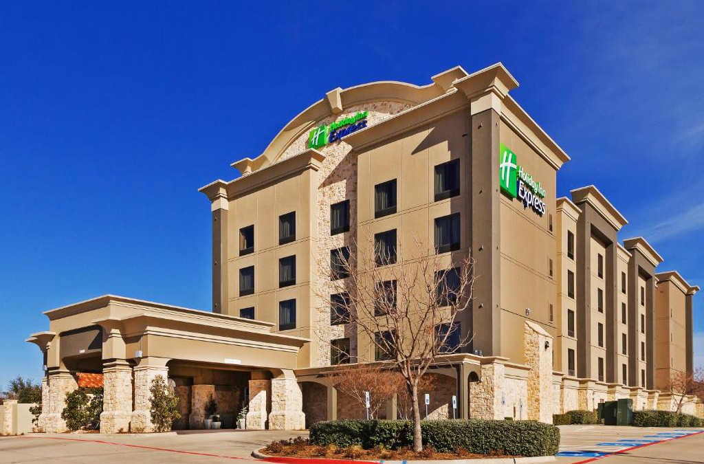 Frisco Hotel | Holiday Inn Express Frisco Legacy Park Area by IHG
