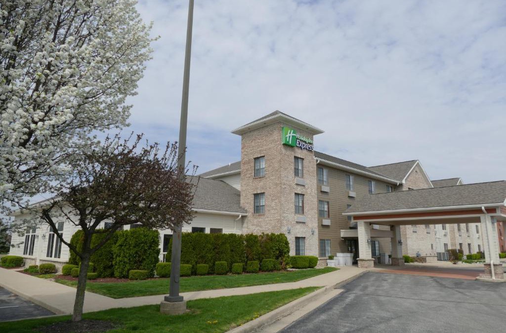 Greensburg Hotel | Holiday Inn Express Greensburg by IHG