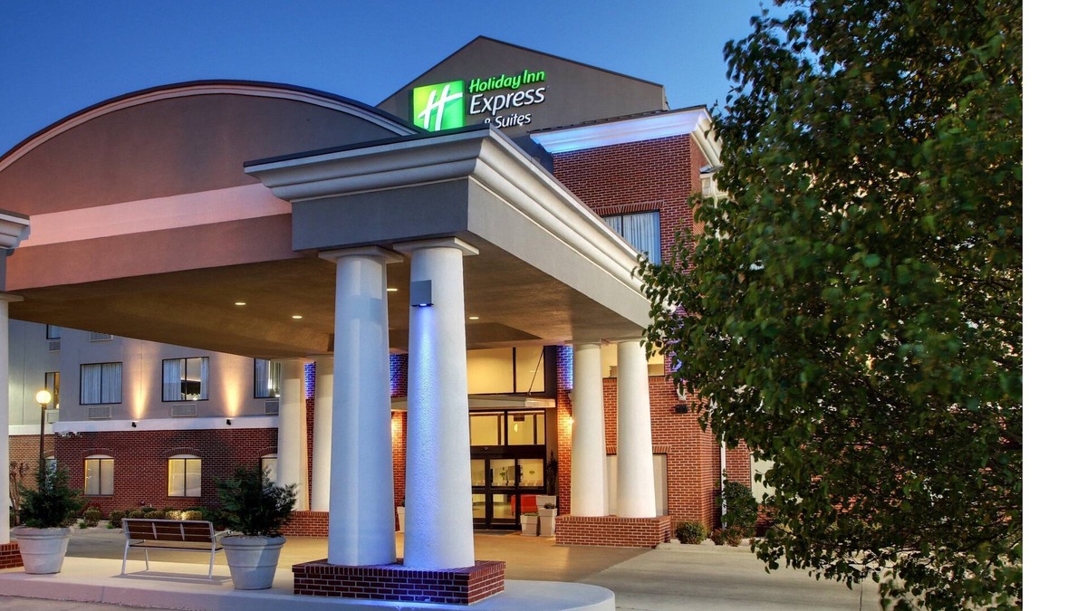 Meridian Hotel | Holiday Inn Express Hotel & Suites Meridian, an IHG Hotel