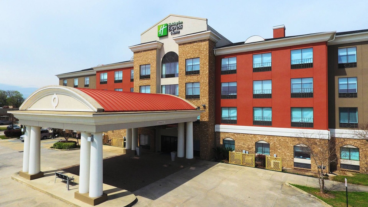 Port Allen Hotel | Holiday Inn Express Hotel & Suites, a Baton Rouge-Port Allen by IHG