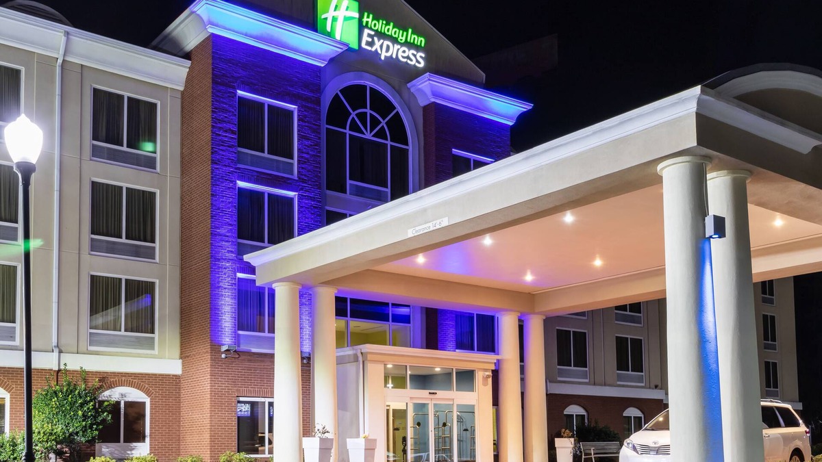 Irondale Hotel | Holiday Inn Express Hotel & Suites Birmingham-Irondale(East) by IHG