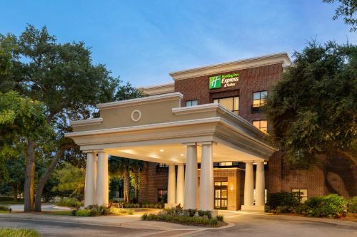Mount Pleasant Hotel | Holiday Inn Express Hotel & Suites Mount Pleasant - Charleston by IHG