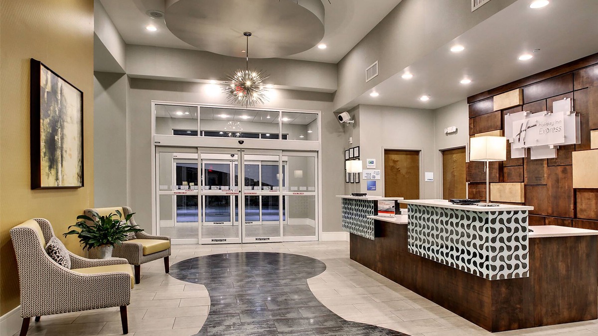 Albany Hotel | Holiday Inn Express Hotel & Suites Albany by IHG