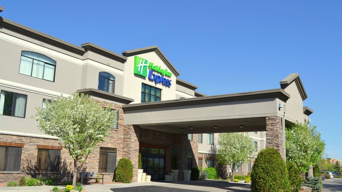 Bozeman Hotel | Holiday Inn Express Hotel & Suites Bozeman West by IHG