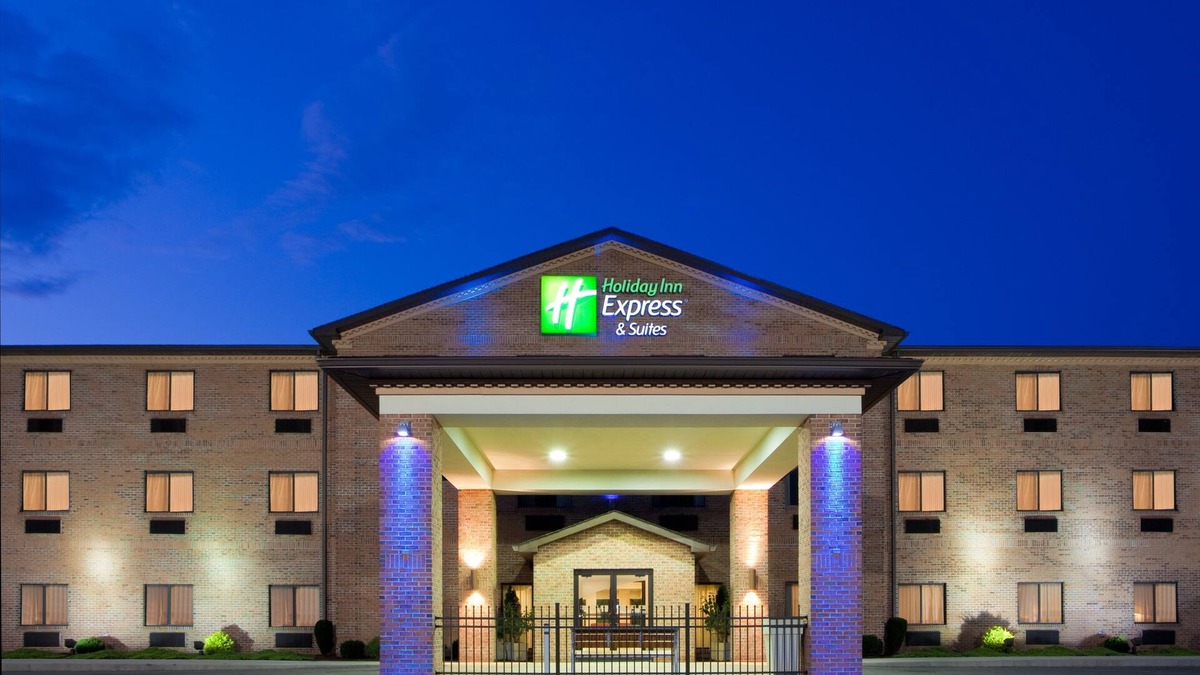 Leadsville Hotel | Holiday Inn Express Hotel & Suites ELKINS by IHG