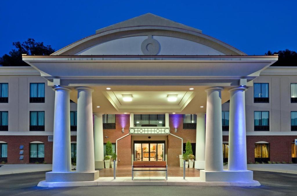 Harriman Hotel | Holiday Inn Express Hotel & Suites Harriman by IHG