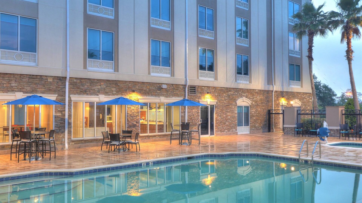 Saraland Hotel | Holiday Inn Express Hotel & Suites Mobile/Saraland by IHG
