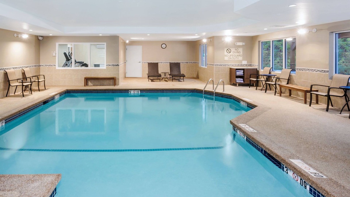 Seabrook Hotel | Holiday Inn Express Hotel & Suites Seabrook by IHG