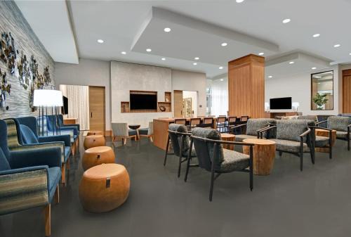 The Galleria Hotel | Holiday Inn Express - Houston - Galleria Area by IHG