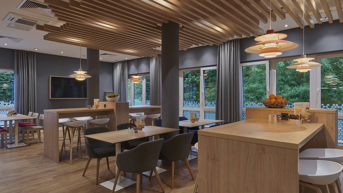 Troisdorf Hotel | Holiday Inn Express Köln-Troisdorf by IHG