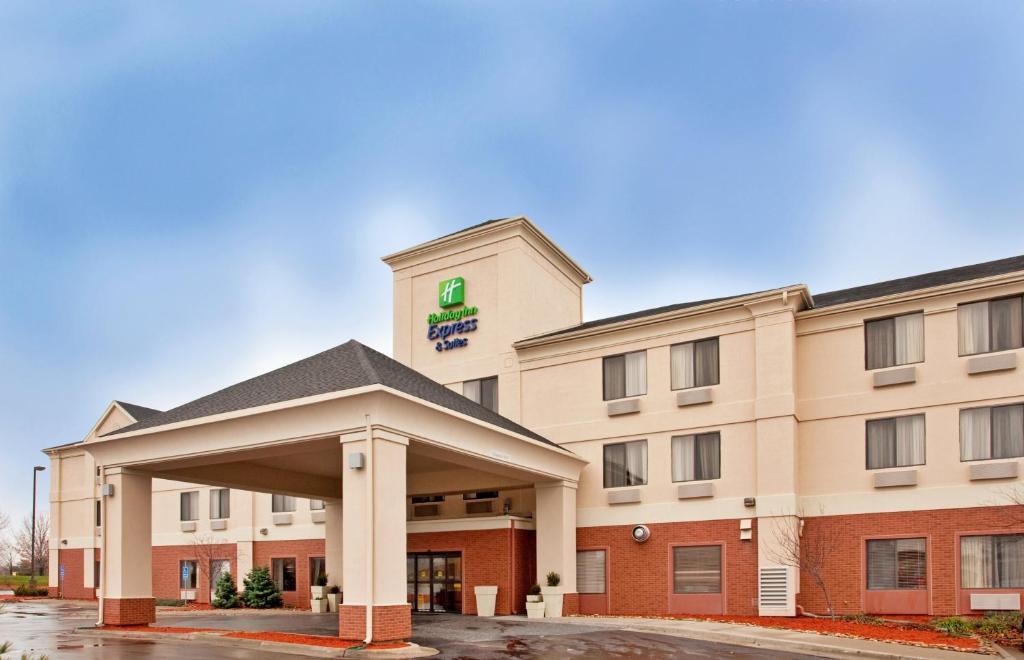 Kansas City Hotel | Holiday Inn Express Kansas City Liberty Missouri by IHG