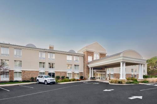 Neptune City Hotel | Holiday Inn Express - Neptune by IHG