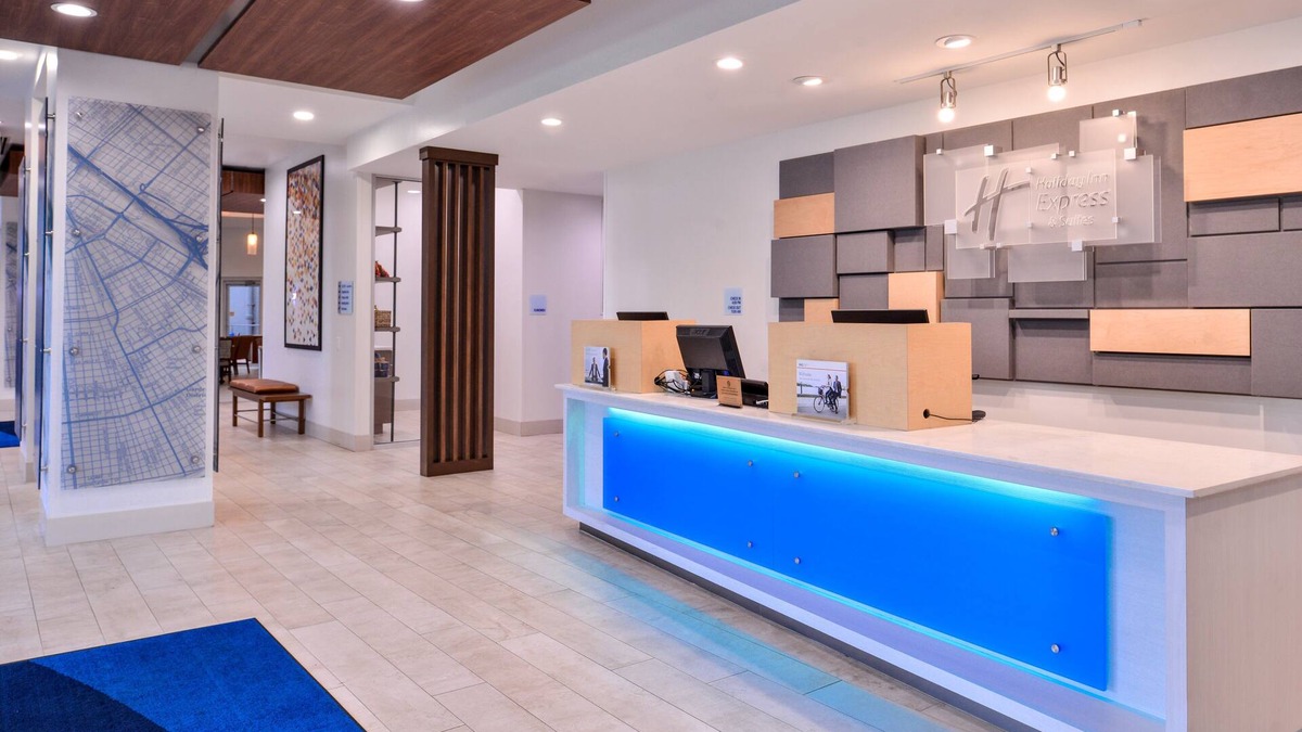 Arts/Warehouse District Hotel | Holiday Inn Express New Orleans - Arts District by IHG