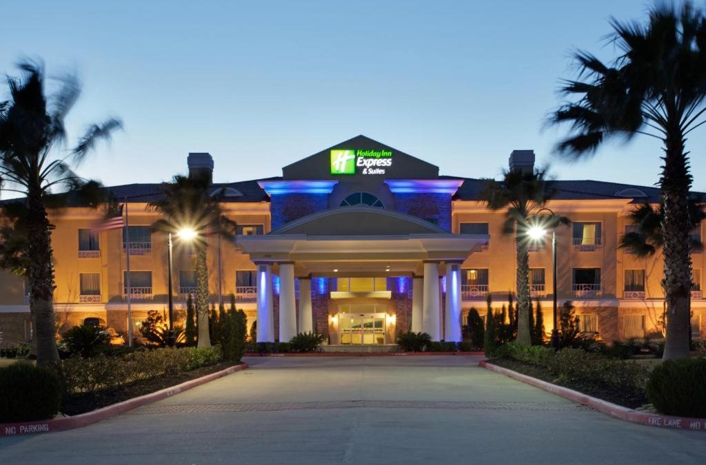 Pearland Hotel | Holiday Inn Express Pearland by IHG
