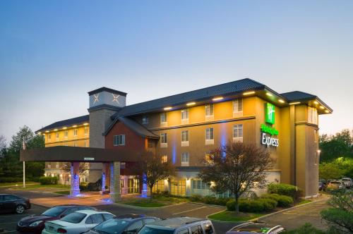 Oxford Valley Hotel | Holiday Inn Express Philadelphia NE - Langhorne by IHG