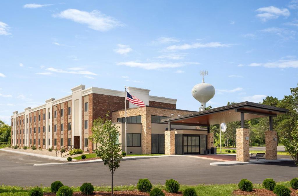 Plattsburgh Hotel | Holiday Inn Express - Plattsburgh by IHG