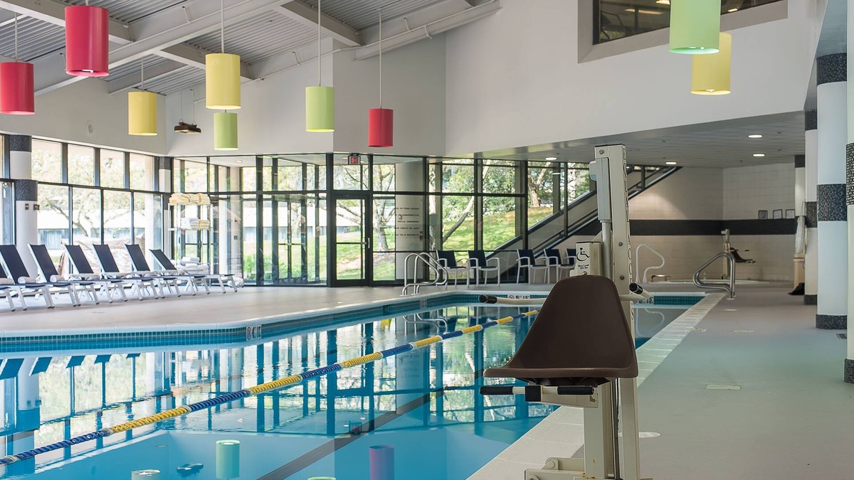 Plainsboro Hotel | Holiday Inn Express Princeton Southeast by IHG
