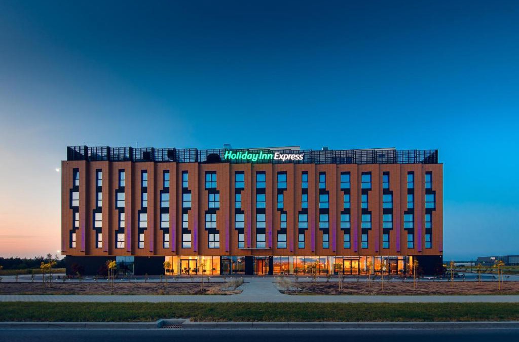 Tajecina Hotel | Holiday Inn Express - Rzeszow Airport by IHG