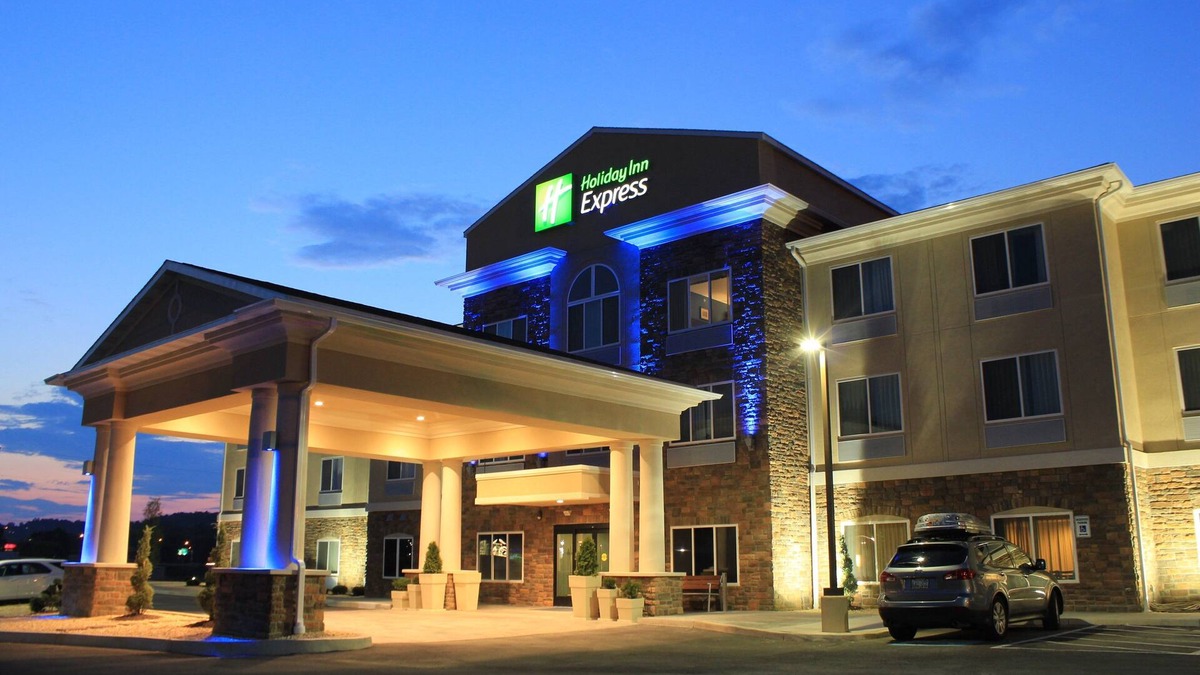 Pricedale Hotel | Holiday Inn Express & Suites Belle Vernon by IHG